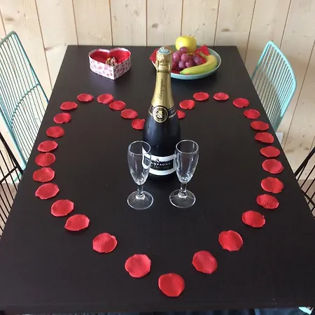 Apartmán Les Obiones, Vue Laterale Mer, Mahon Plage, Magnifique 4p, Avec Balcon , Parking Prive Gratuit, Wifi, Classe 2 Etoiles, Exposition Plein Sud En Baie De Somme *