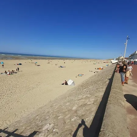 Les Obiones, Vue Laterale Mer, Mahon Plage, Magnifique 4p, Avec Balcon , Parking Prive Gratuit, Wifi, Classe 2 Etoiles, Exposition Plein Sud En Baie De Somme